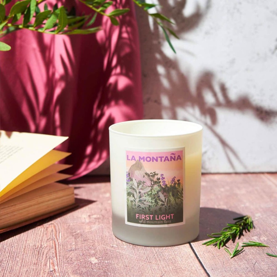 Lifestyle La Montaña | La Montana First Light Candle